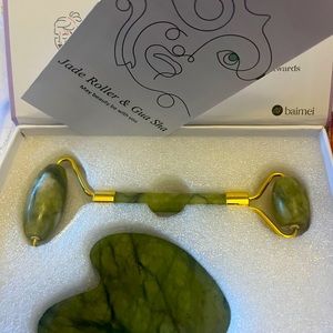 Jade Roller and Gus Sha